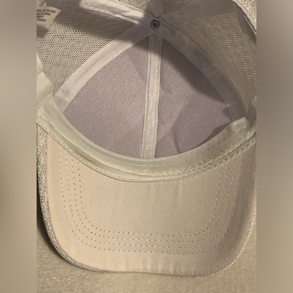 Blank White Mesh Lace hat with Tags - Picture 7 of 8